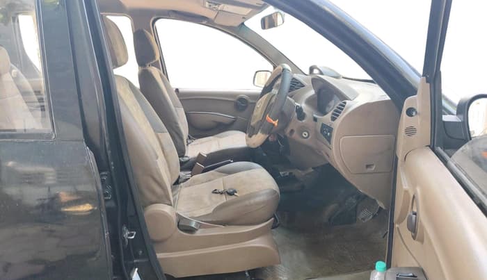 2011 Mahindra Xylo D4, Diesel, Manual, 1,32,434 km, interior