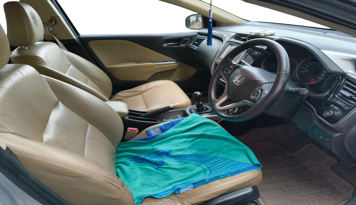 2017 Honda City 1.5L I-VTEC VX, Petrol, Manual, 1,55,341 km, interior