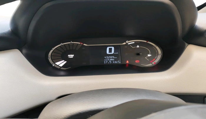 2022 Nissan MAGNITE XL, Petrol, Manual, 43,289 km, interior