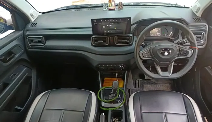 2025 Tata PUNCH Accomplished Plus Camo Edition AMT, Petrol, Automatic, 4,384 km, interior