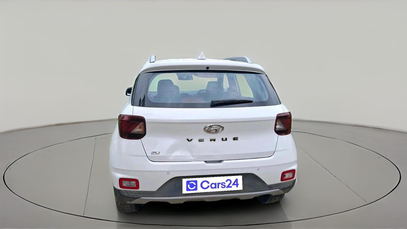 2022 Hyundai VENUE SX 1.5 (O) EXECUTIVE CRDI, Diesel, Manual, 1,18,929 km, exterior