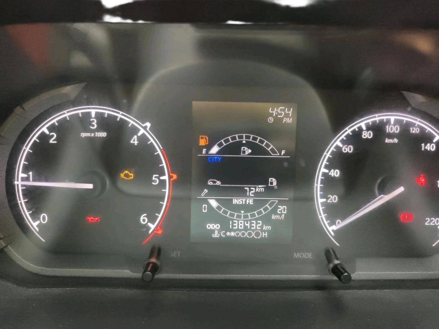 2019 Tata Harrier XM 2.0L KRYOTEC, Diesel, Manual, 1,38,432 km, interior