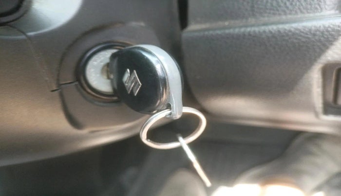 2017 Maruti Swift VXI, Petrol, Manual, 98,227 km, interior