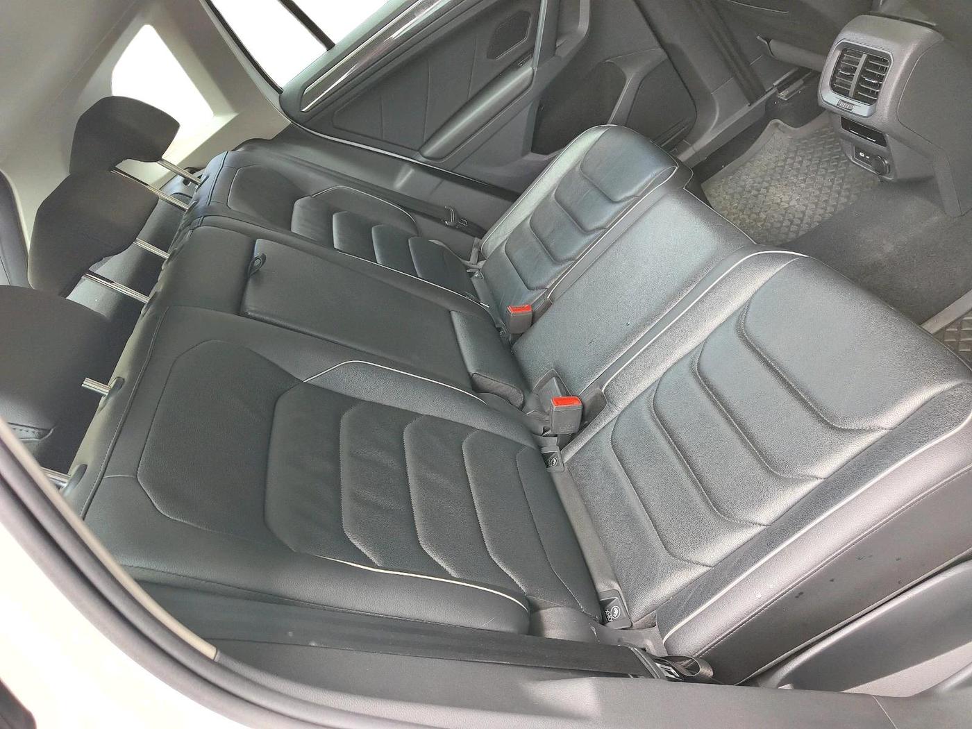 2022 Volkswagen TIGUAN ELEGANCE 2.0 TSI DSG, Petrol, Automatic, 55,146 km, interior