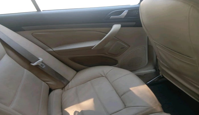 2006 Skoda Laura L&K 1.9 PD MT, Diesel, Manual, 1,42,000 km, interior