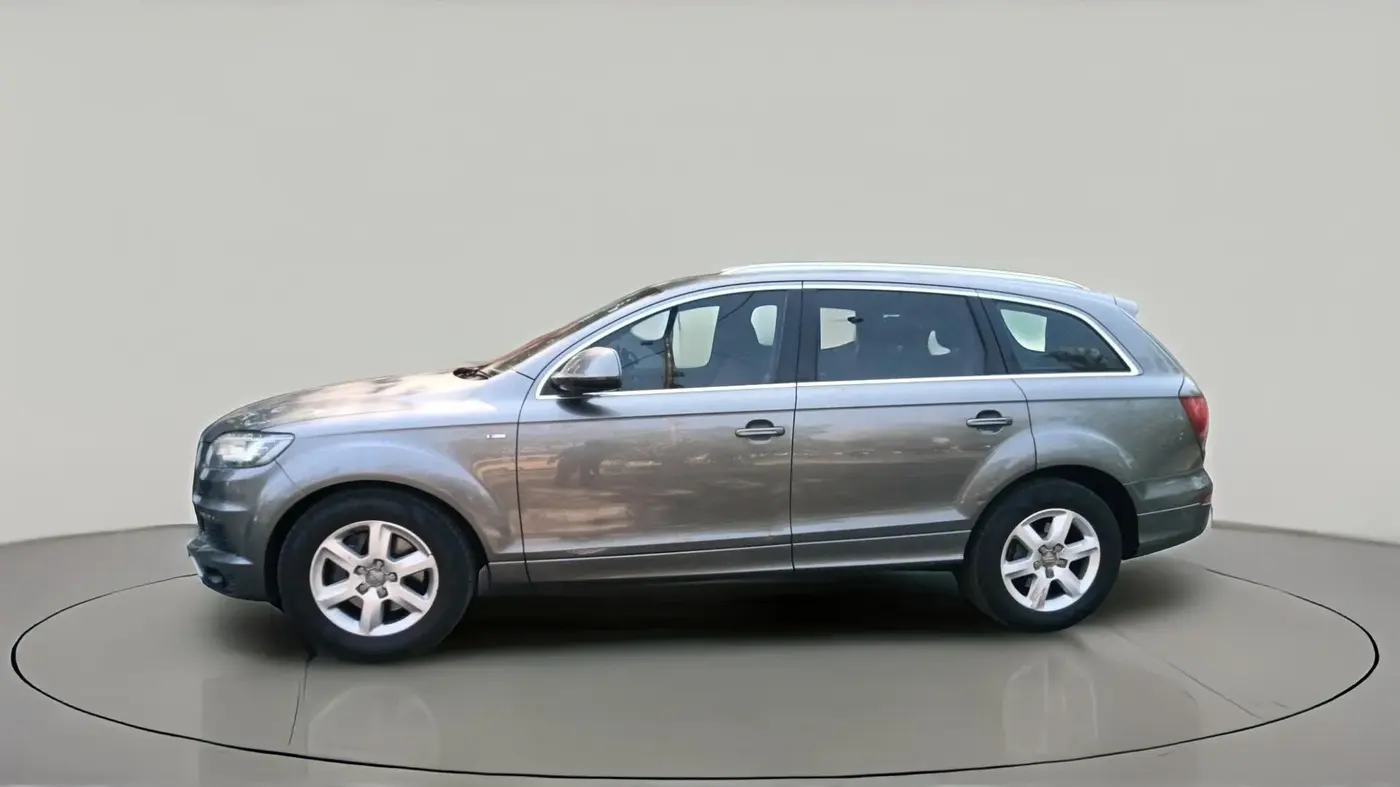 2014 Audi Q7 35 TDI S LINE QUATTRO, Diesel, Automatic, 1,39,844 km, exterior