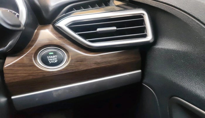 2020 Tata Harrier XZA PLUS 2.0L, Diesel, Automatic, 2,10,227 km, interior