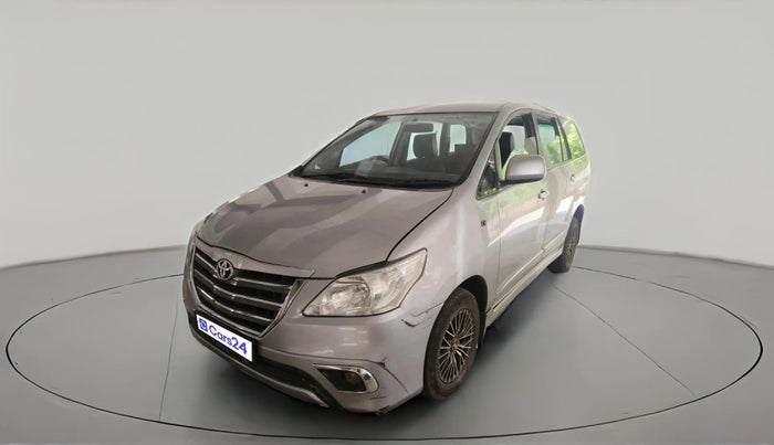 2015 Toyota Innova 2.5 GX 8 STR, Diesel, Manual, 44,229 km, exterior