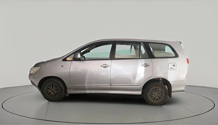 2015 Toyota Innova 2.5 GX 8 STR, Diesel, Manual, 44,229 km, exterior