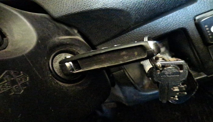 2013 Maruti Wagon R Stingray VXI, CNG, Manual, 85,924 km, interior