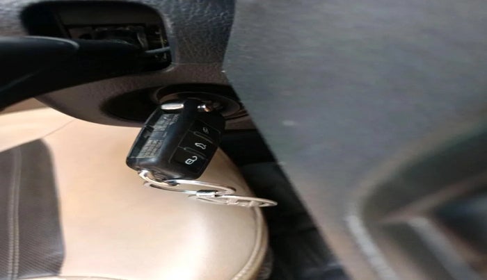 2019 Volkswagen Ameo HIGHLINE PLUS 1.5L 16 ALLOY, Diesel, Manual, 1,33,021 km, interior