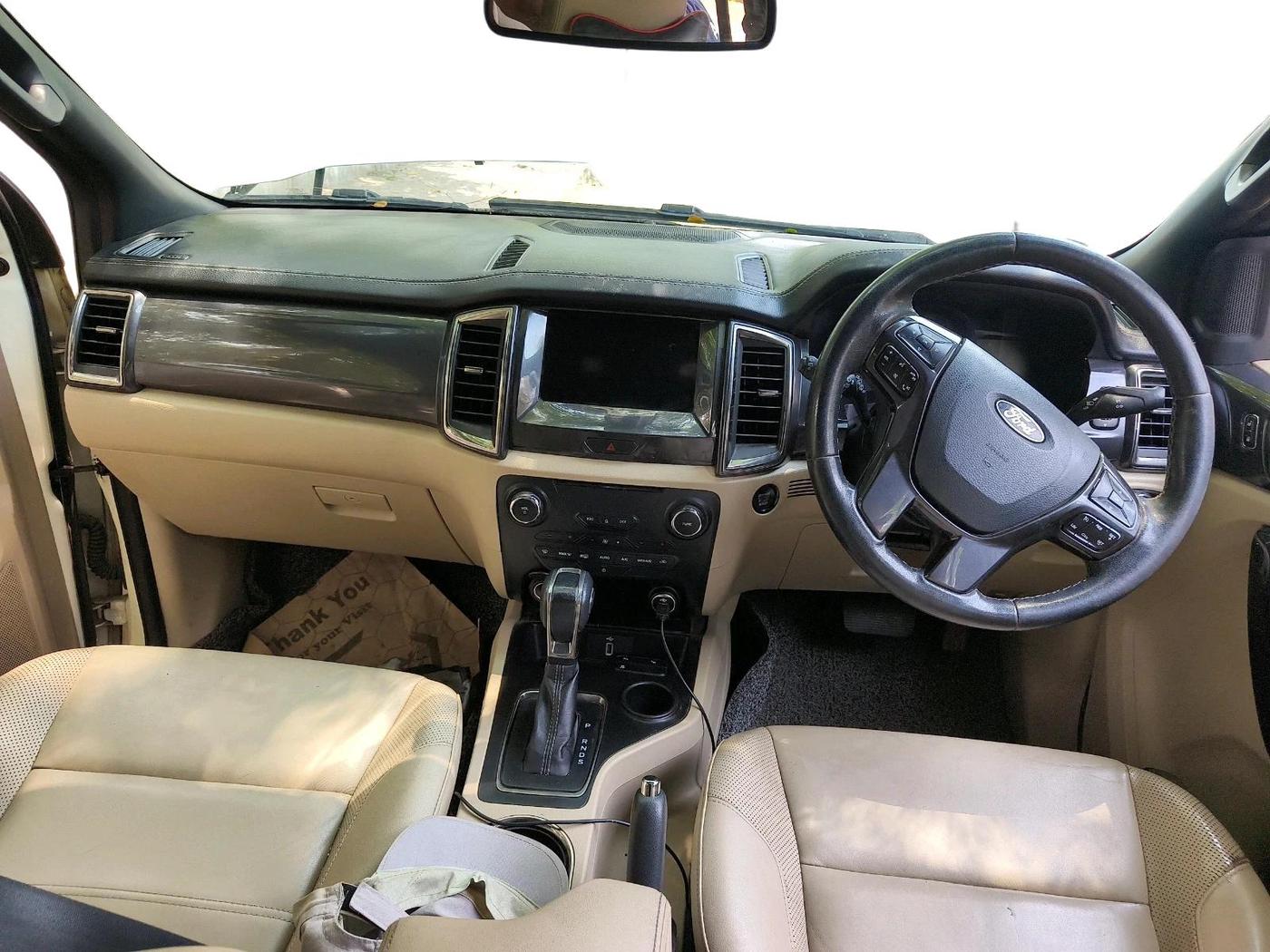 2021 Ford Endeavour TITANIUM PLUS 2.0 4X2 AT SUNROOF, Diesel, Automatic, 1,24,028 km, interior