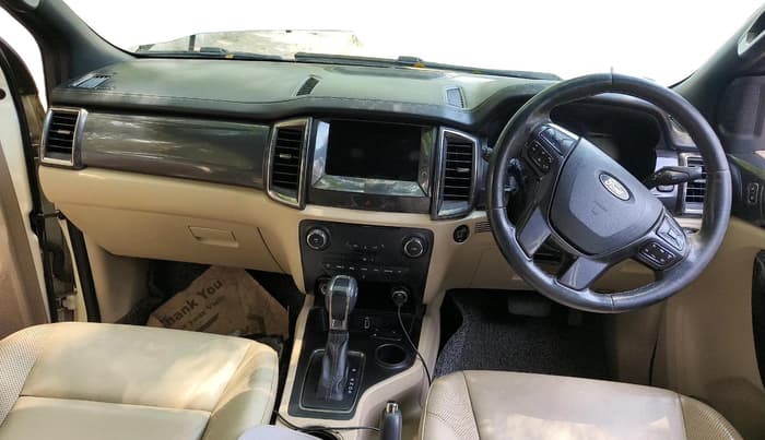 2021 Ford Endeavour TITANIUM PLUS 2.0 4X2 AT SUNROOF, Diesel, Automatic, 1,24,028 km, interior