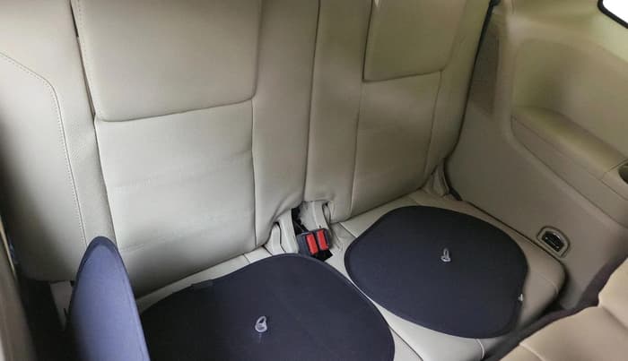 2021 Ford Endeavour TITANIUM PLUS 2.0 4X2 AT SUNROOF, Diesel, Automatic, 1,24,028 km, interior