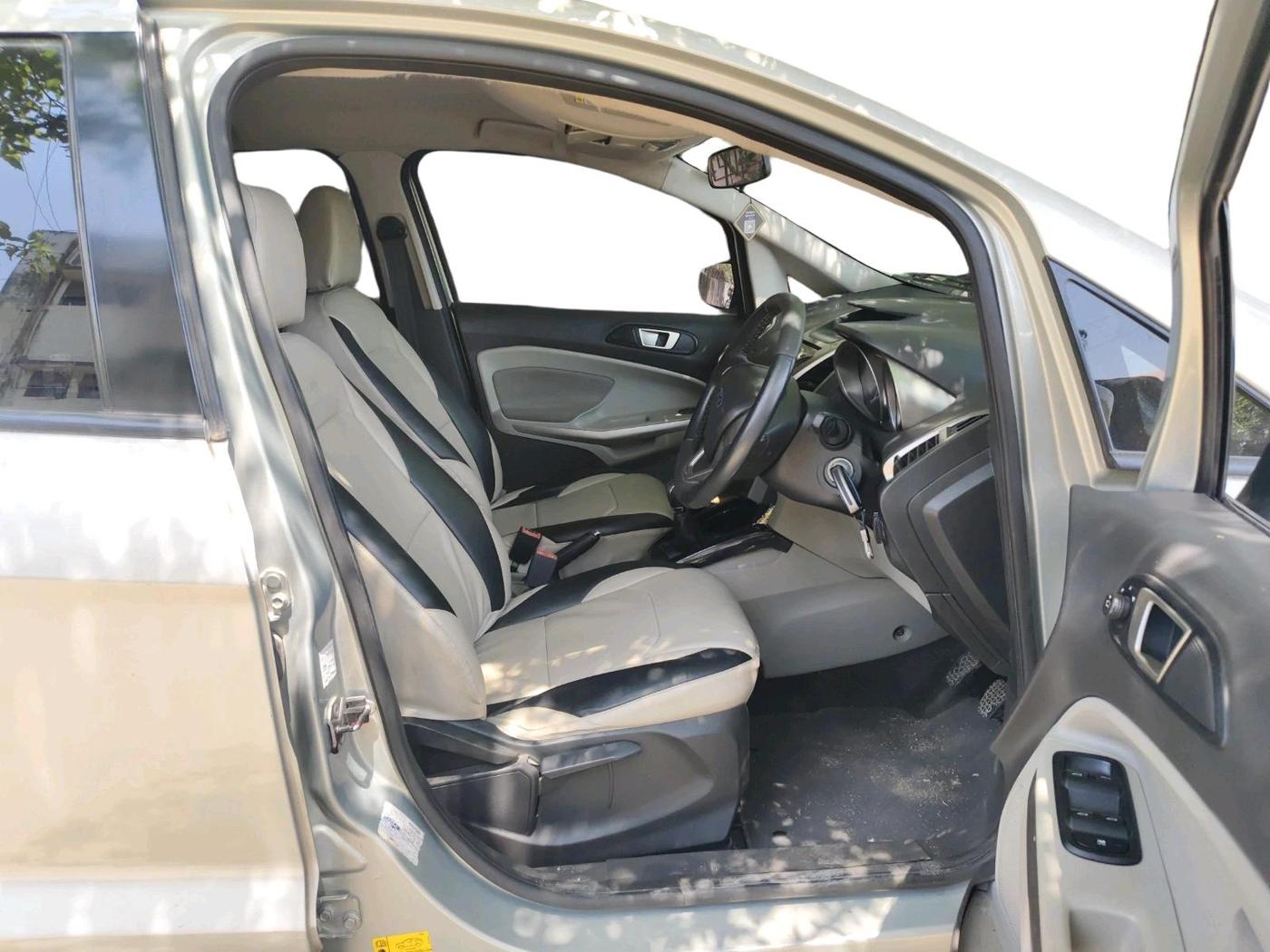 2014 Ford Ecosport TITANIUM 1.0L ECOBOOST, Petrol, Manual, 94,173 km, interior