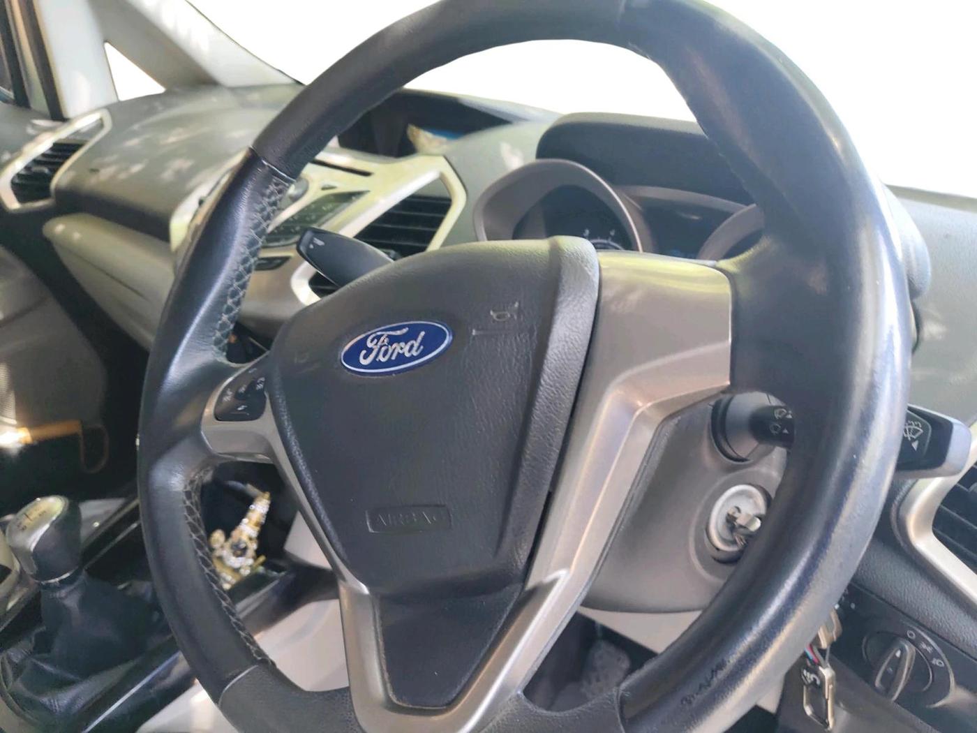 2014 Ford Ecosport TITANIUM 1.0L ECOBOOST, Petrol, Manual, 94,173 km, interior