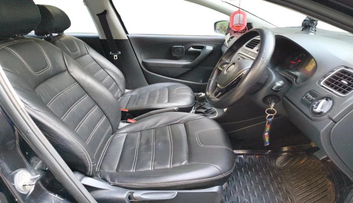 2015 Volkswagen Polo HIGHLINE1.2L, Petrol, Manual, 60,800 km, interior