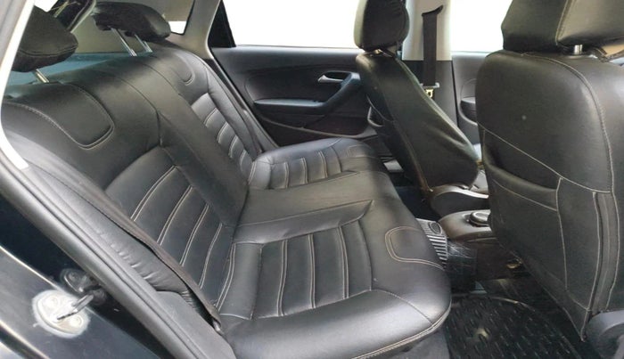 2015 Volkswagen Polo HIGHLINE1.2L, Petrol, Manual, 60,800 km, interior