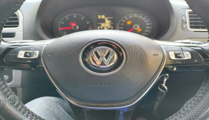 2015 Volkswagen Polo HIGHLINE1.2L, Petrol, Manual, 60,800 km, interior