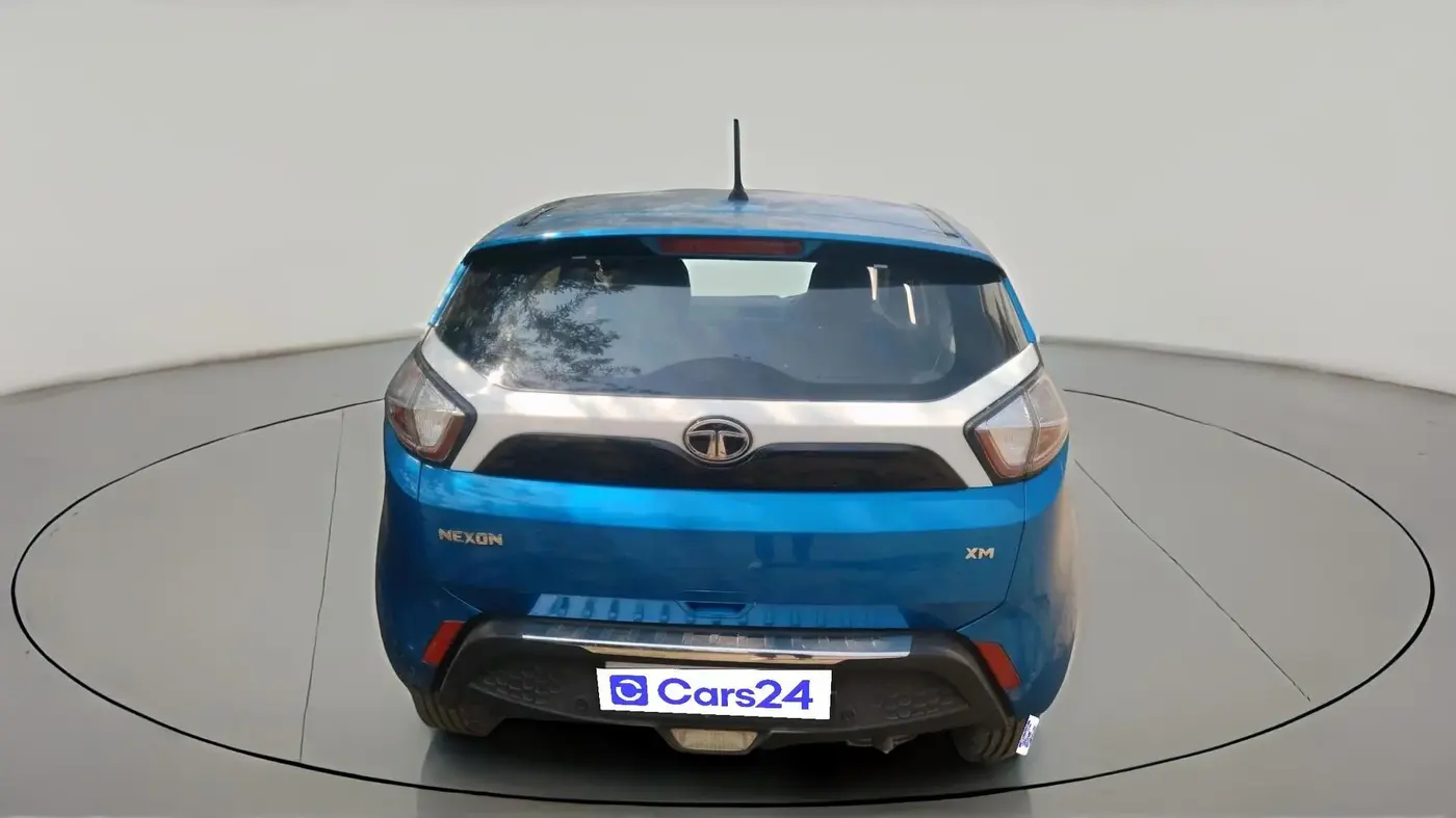 2017 Tata NEXON XM PETROL, Petrol, Manual, 5,55,555 km, exterior