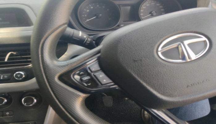 2017 Tata NEXON XM PETROL, Petrol, Manual, 71,110 km, interior