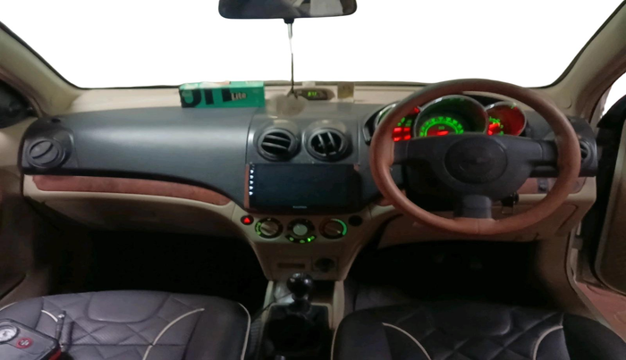 2011 Chevrolet Aveo LS 1.4, Petrol, Manual, 1,08,300 km, interior