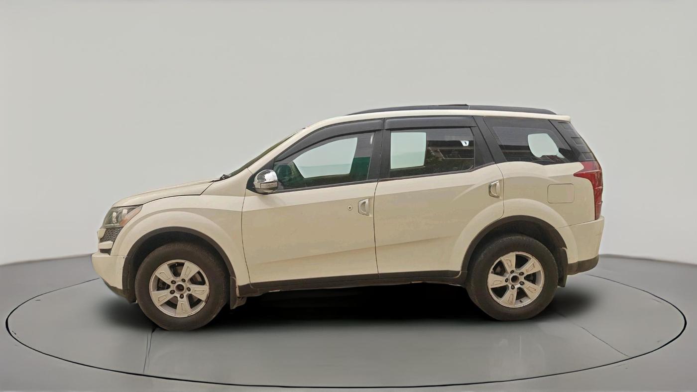 2012 Mahindra XUV500 W8, Diesel, Manual, 1,26,052 km, exterior