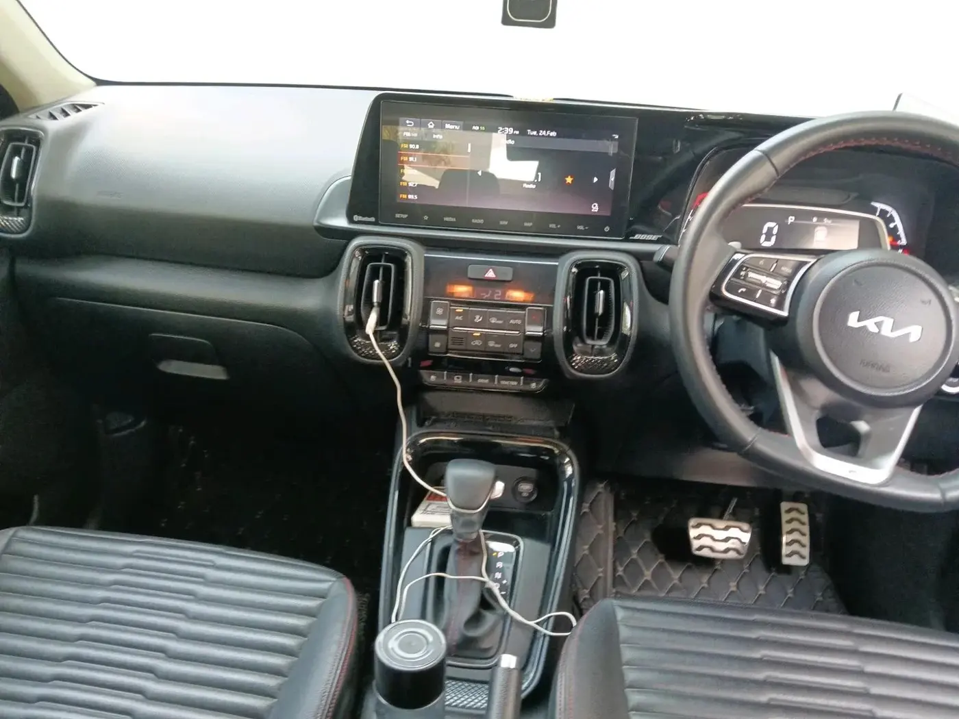 2023 KIA SONET GTX PLUS 1.5 AT, Diesel, Automatic, 33,928 km, interior
