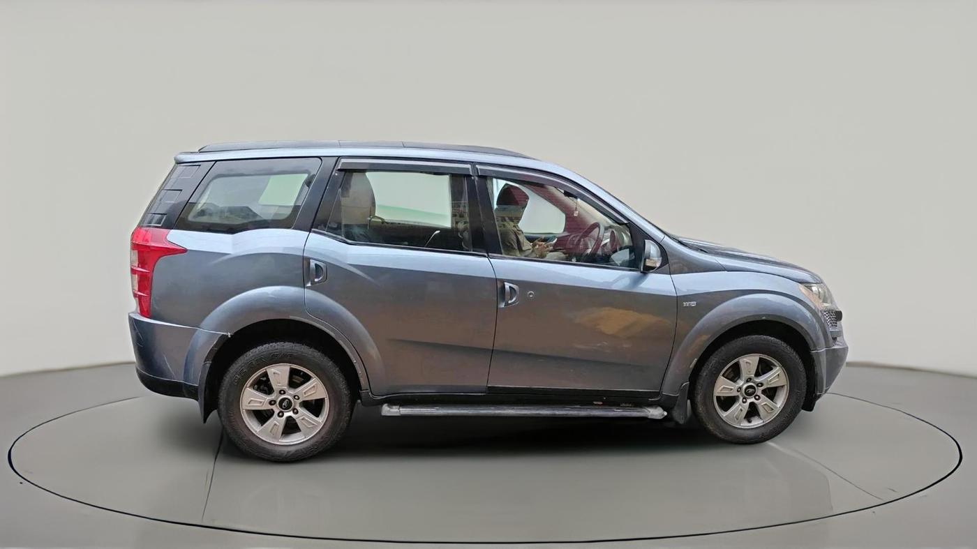 2012 Mahindra XUV500 W8, Diesel, Manual, 1,27,596 km, exterior