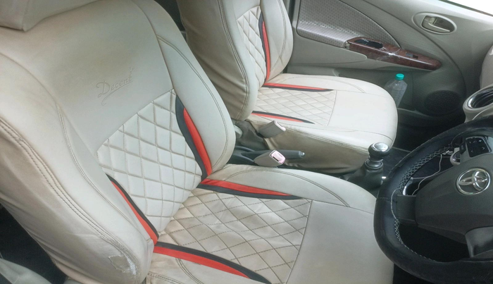 2013 Toyota Etios VX-D, Diesel, Manual, 2,33,125 km, interior