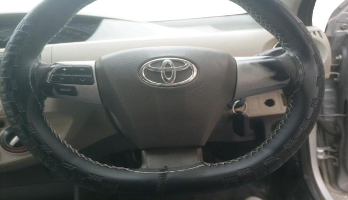 2013 Toyota Etios VX-D, Diesel, Manual, 2,33,125 km, interior