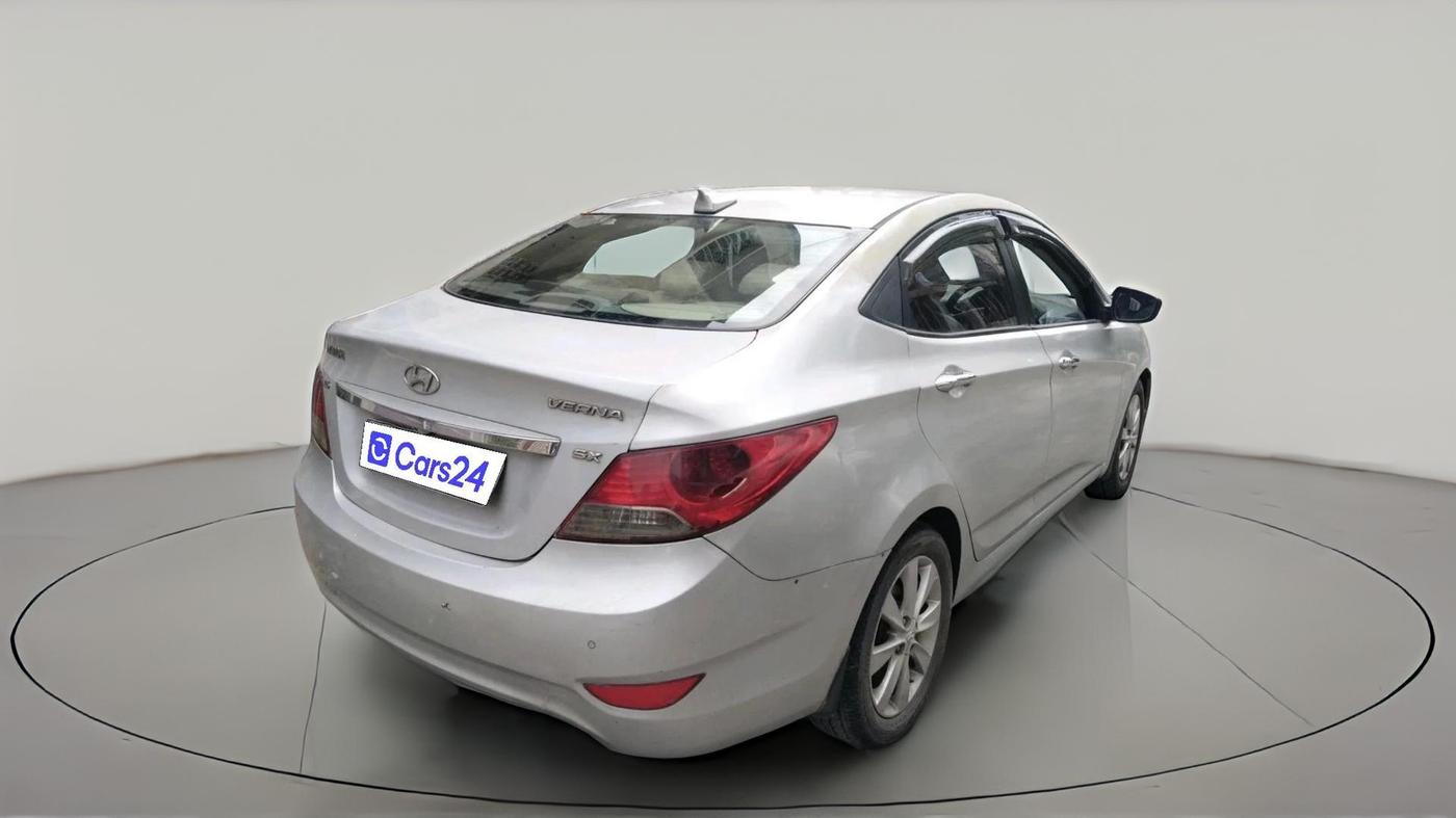 2013 Hyundai Verna FLUIDIC 1.6 CRDI SX AT, Diesel, Automatic, 87,959 km, exterior
