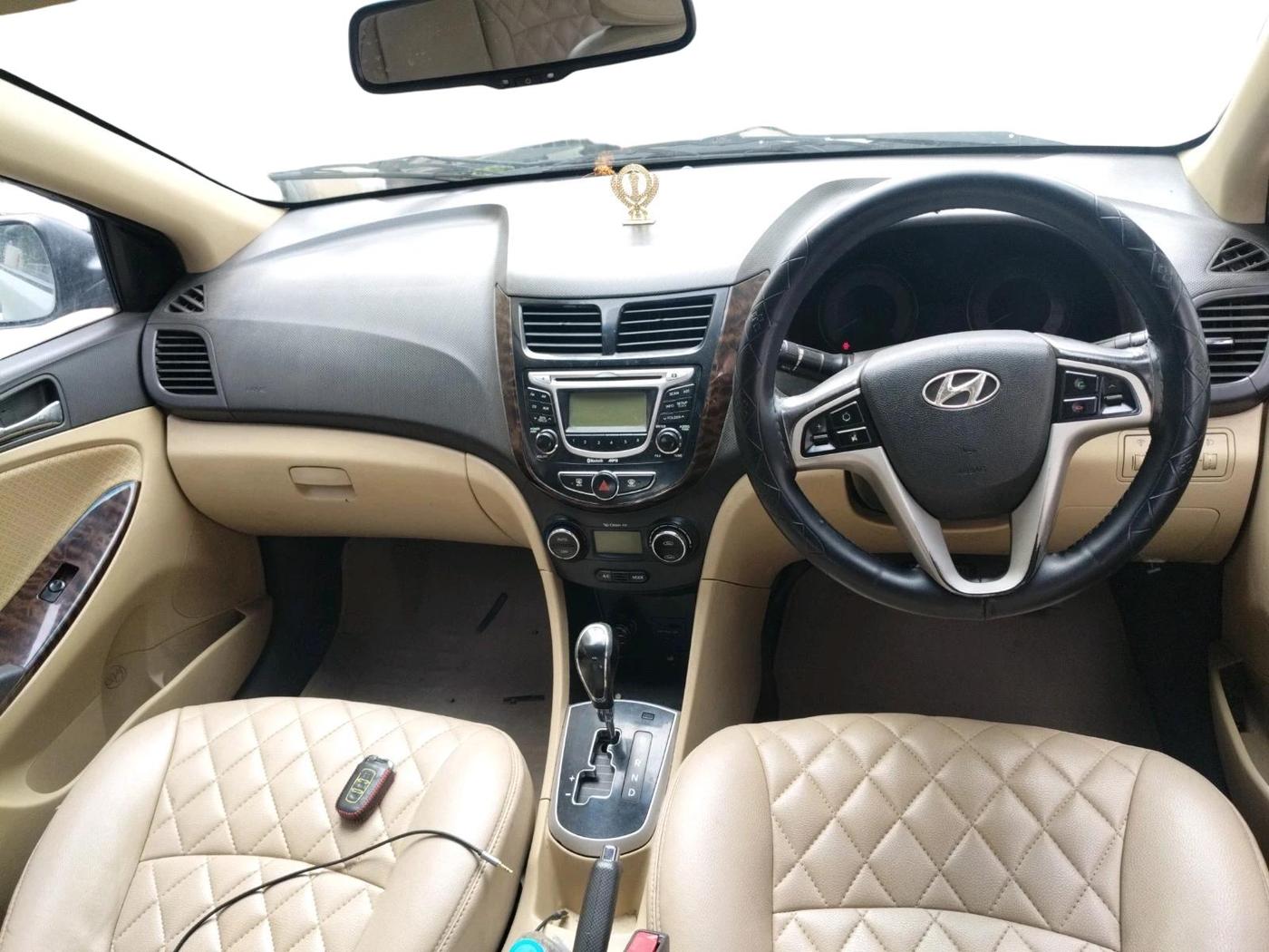 2013 Hyundai Verna FLUIDIC 1.6 CRDI SX AT, Diesel, Automatic, 87,959 km, interior