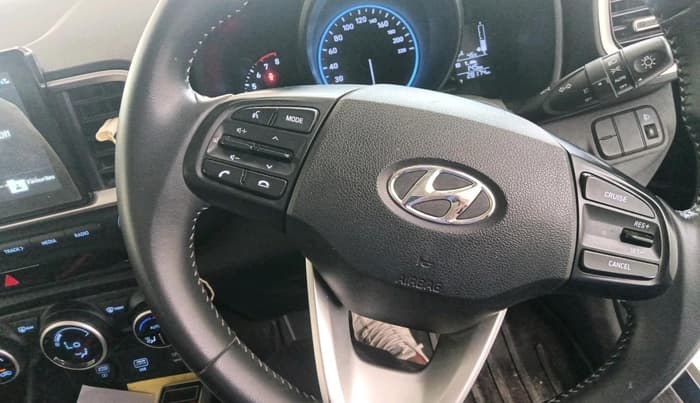2019 Hyundai VENUE SX 1.0 TURBO, Petrol, Manual, 28,174 km, interior