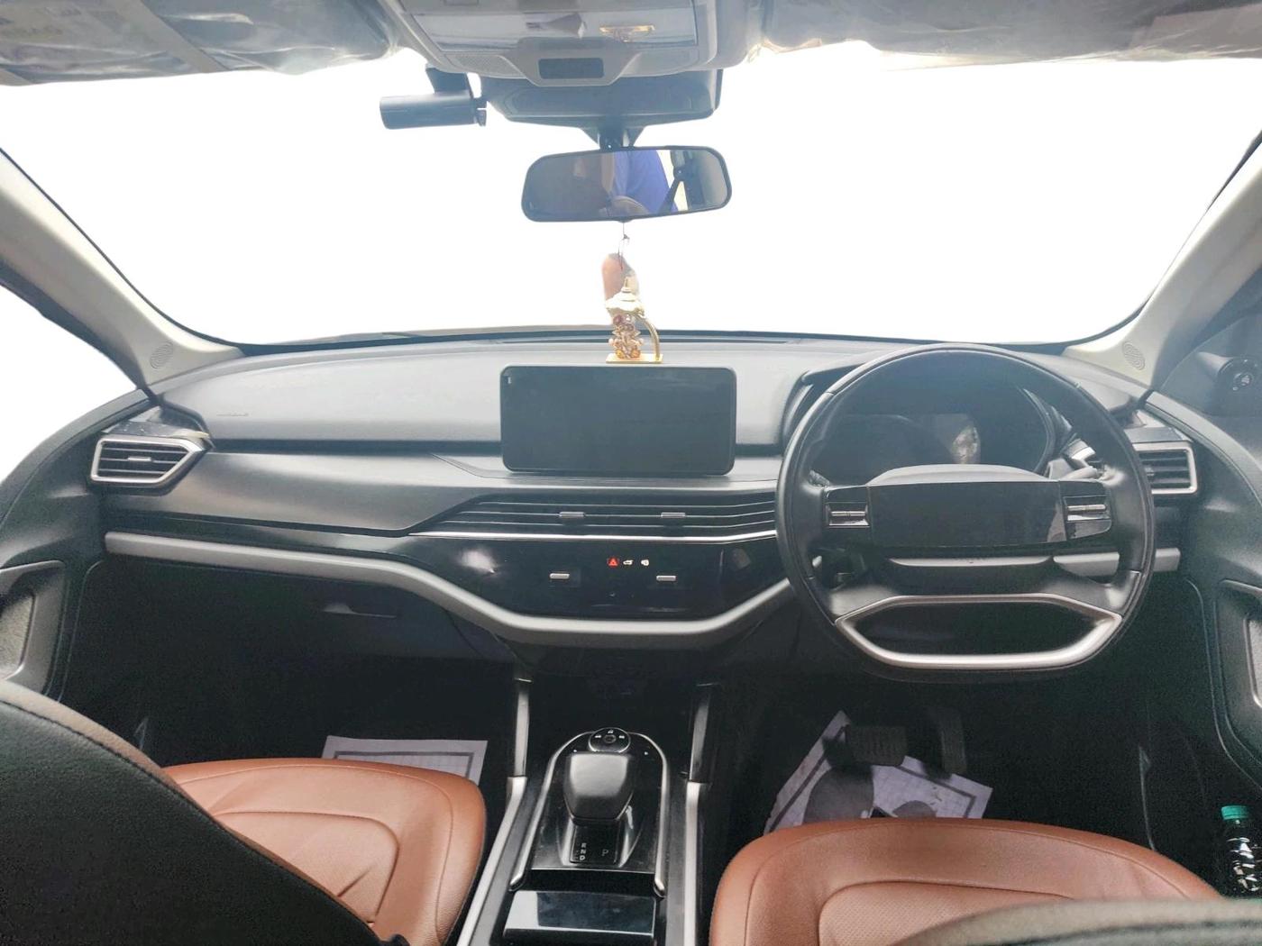 2024 Tata Harrier PURE PLUS S AT, Diesel, Automatic, 14,615 km, interior