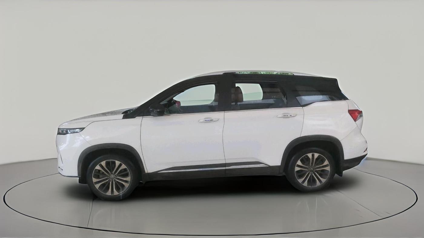 2023 MG HECTOR PLUS SHARP 2.0 DIESEL TURBO MT 6-STR, Diesel, Manual, 1,42,036 km, exterior