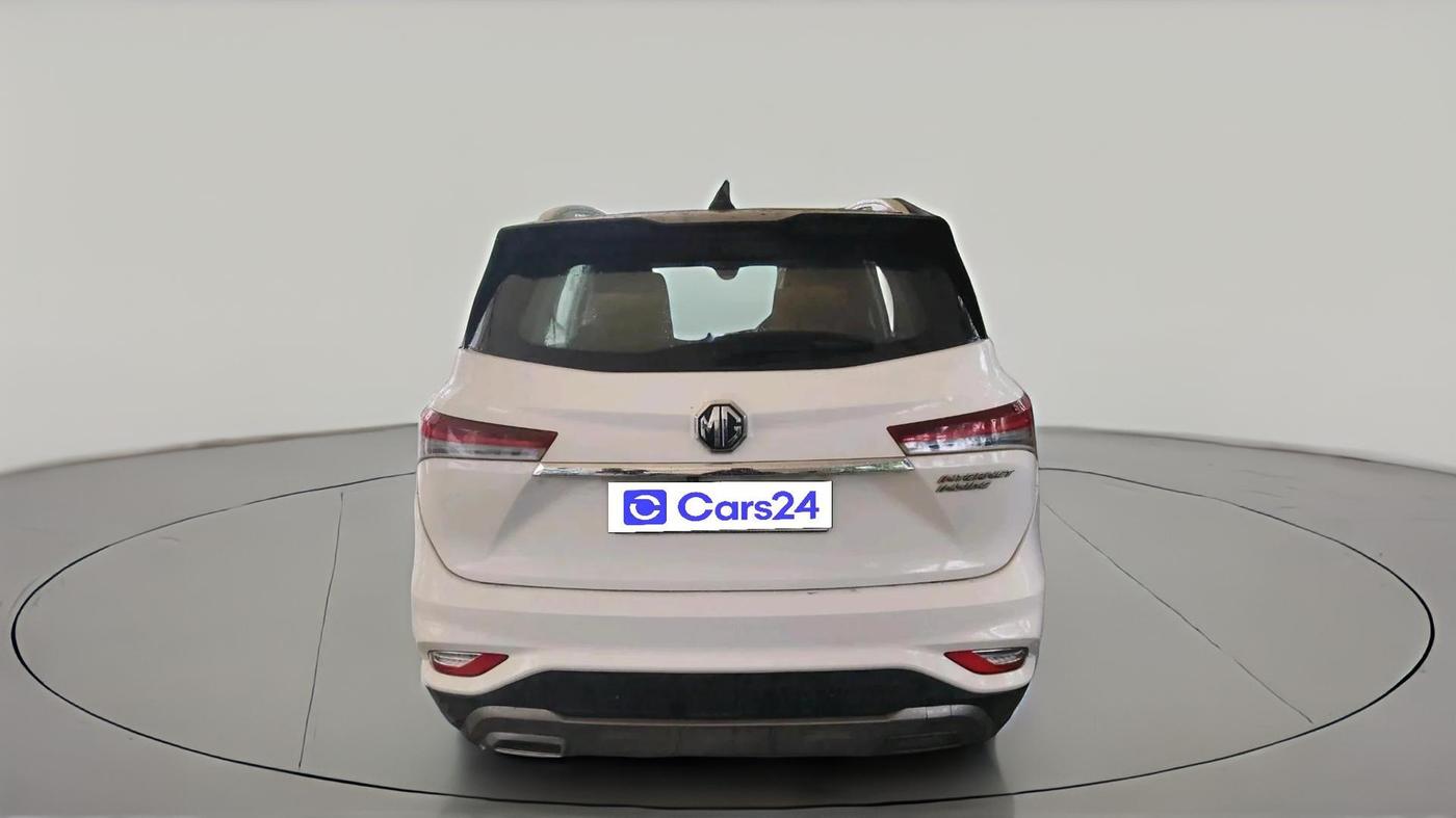2023 MG HECTOR PLUS SHARP 2.0 DIESEL TURBO MT 6-STR, Diesel, Manual, 1,42,036 km, exterior