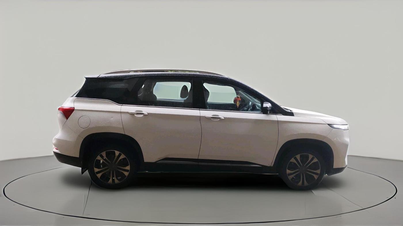 2023 MG HECTOR PLUS SHARP 2.0 DIESEL TURBO MT 6-STR, Diesel, Manual, 1,42,036 km, exterior