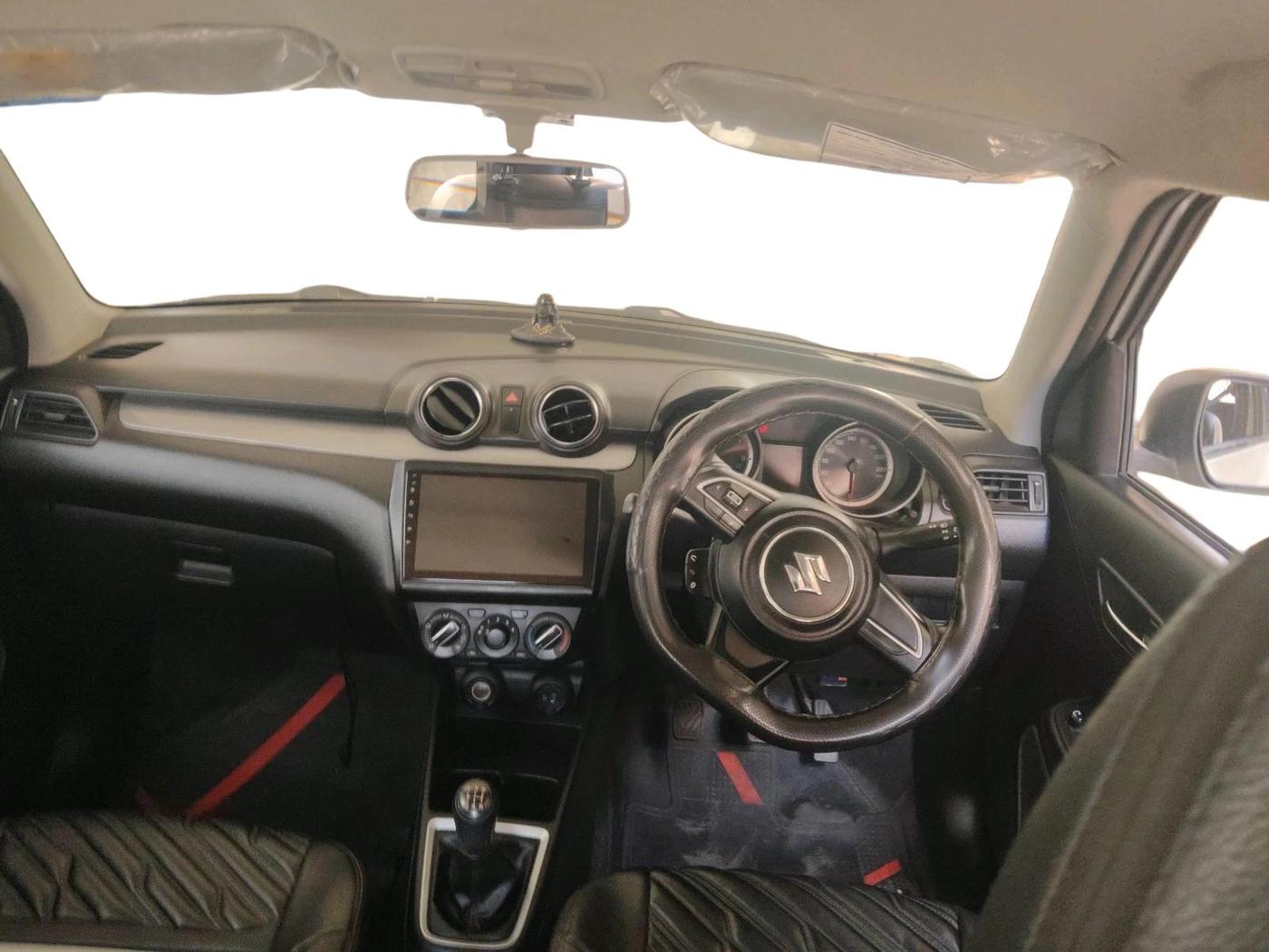 2020 Maruti Swift VXI, Petrol, Manual, 37,284 km, interior