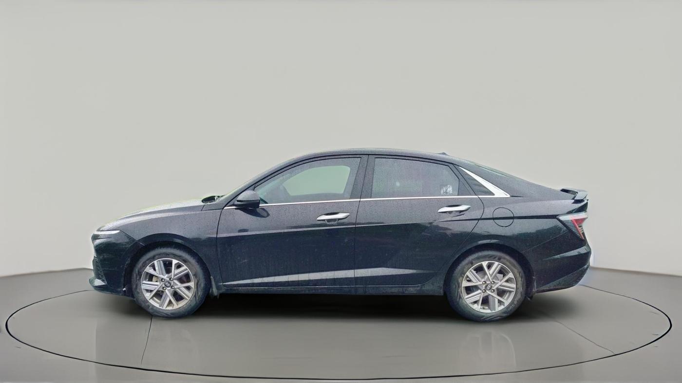 2025 Hyundai Verna SX (O) 1.5 MPI MT, Petrol, Manual, 36,400 km, exterior