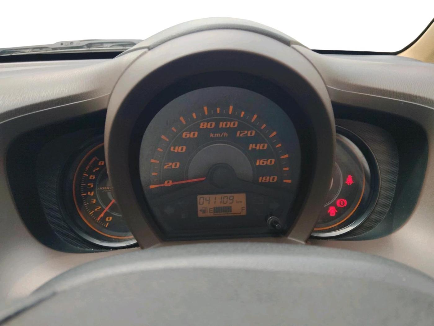 2013 Honda Amaze 1.2L I-VTEC S, Petrol, Manual, 41,109 km, interior