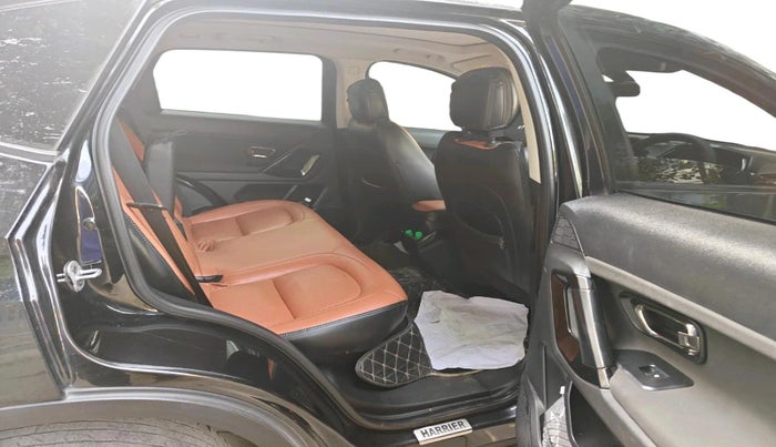 2023 Tata Harrier XT PLUS 2.0L KRYOTEC DARK EDITON, Diesel, Manual, 1,01,788 km, interior