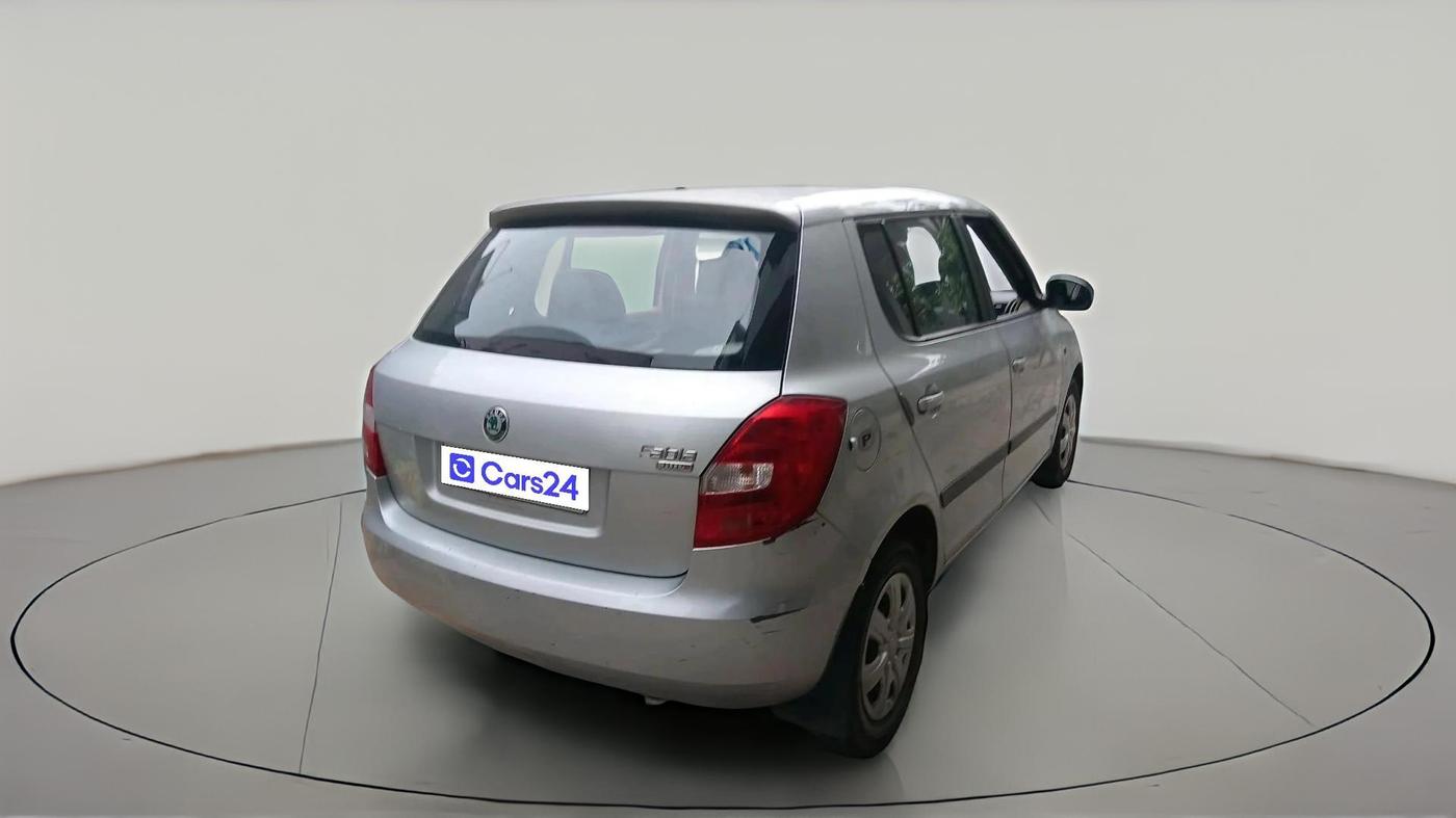 2011 Skoda Fabia AMBITION 1.2 MPI, Petrol, Manual, 81,373 km, exterior