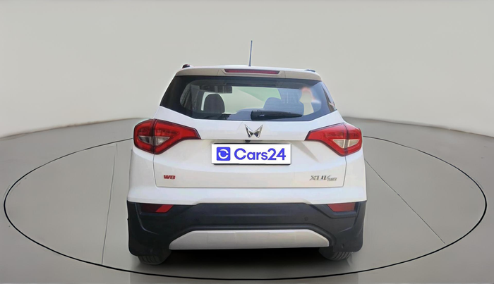 2023 Mahindra XUV300 W8 1.2 PETROL, Petrol, Manual, 44,441 km, exterior