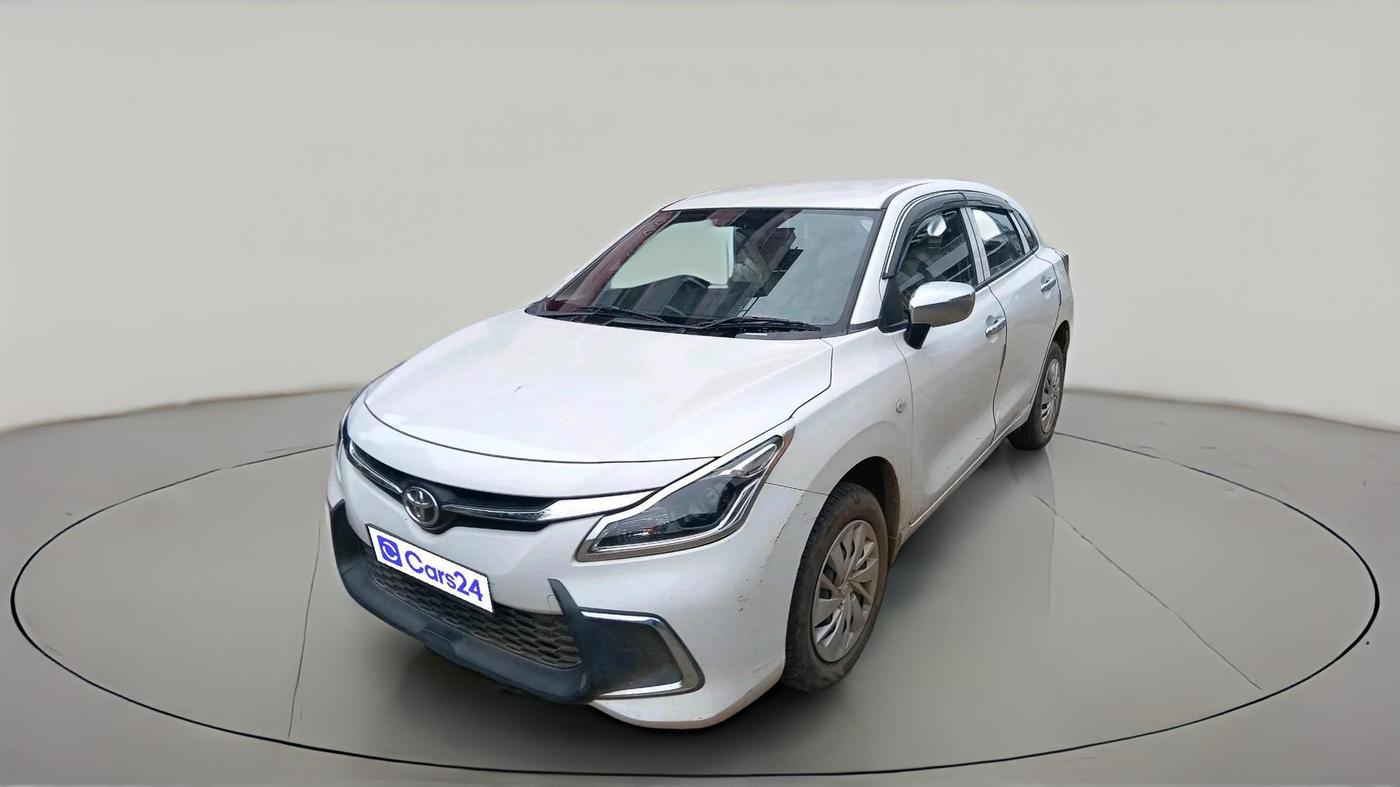 2024 Toyota Glanza E, Petrol, Manual, 13,515 km, exterior
