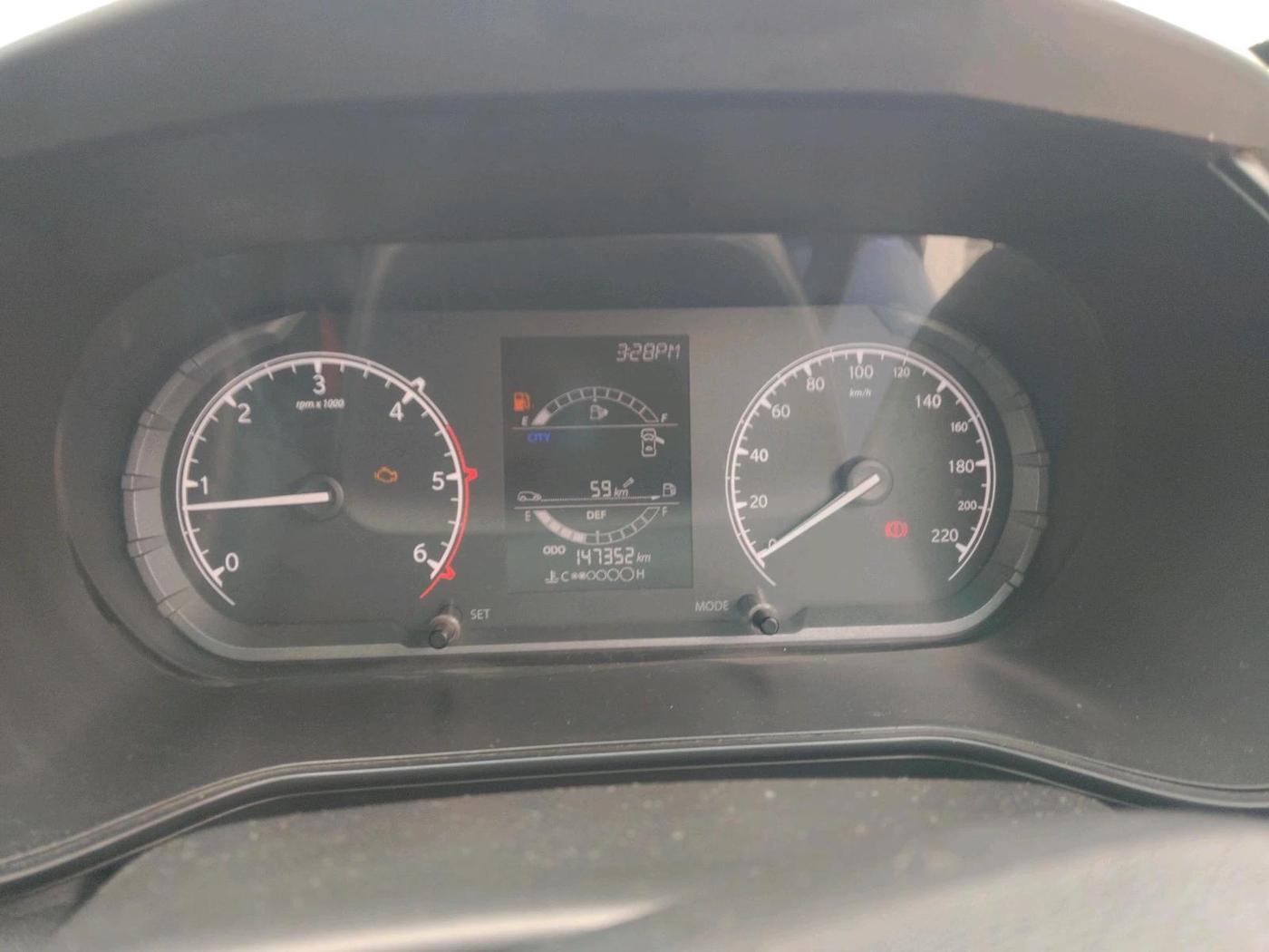 2021 Tata Safari XM, Diesel, Manual, 1,47,352 km, interior