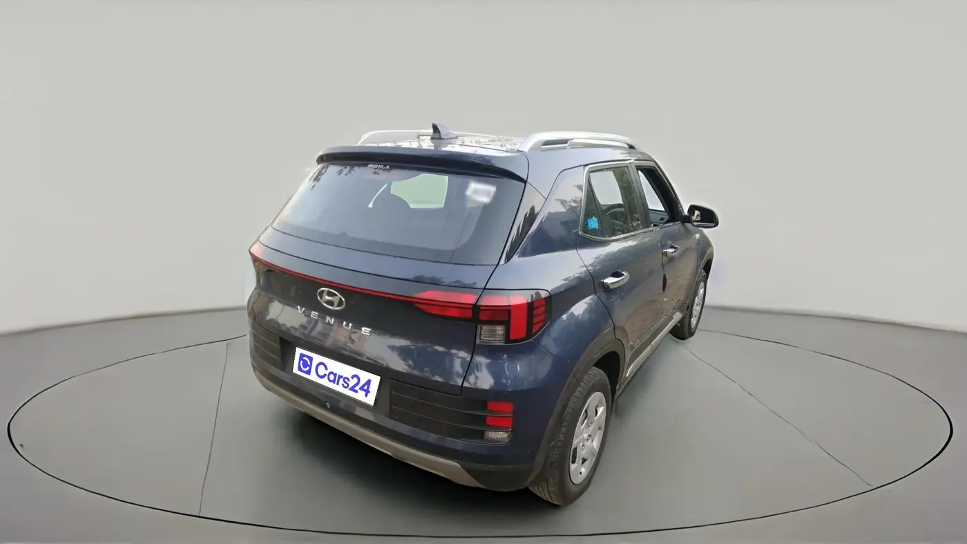 2022 Hyundai VENUE S 1.2, Petrol, Manual, 52,684 km, exterior