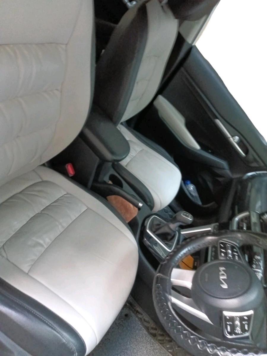 2023 KIA SELTOS HTK PLUS 1.5 DIESEL IMT, Diesel, Manual, 1,25,320 km, interior