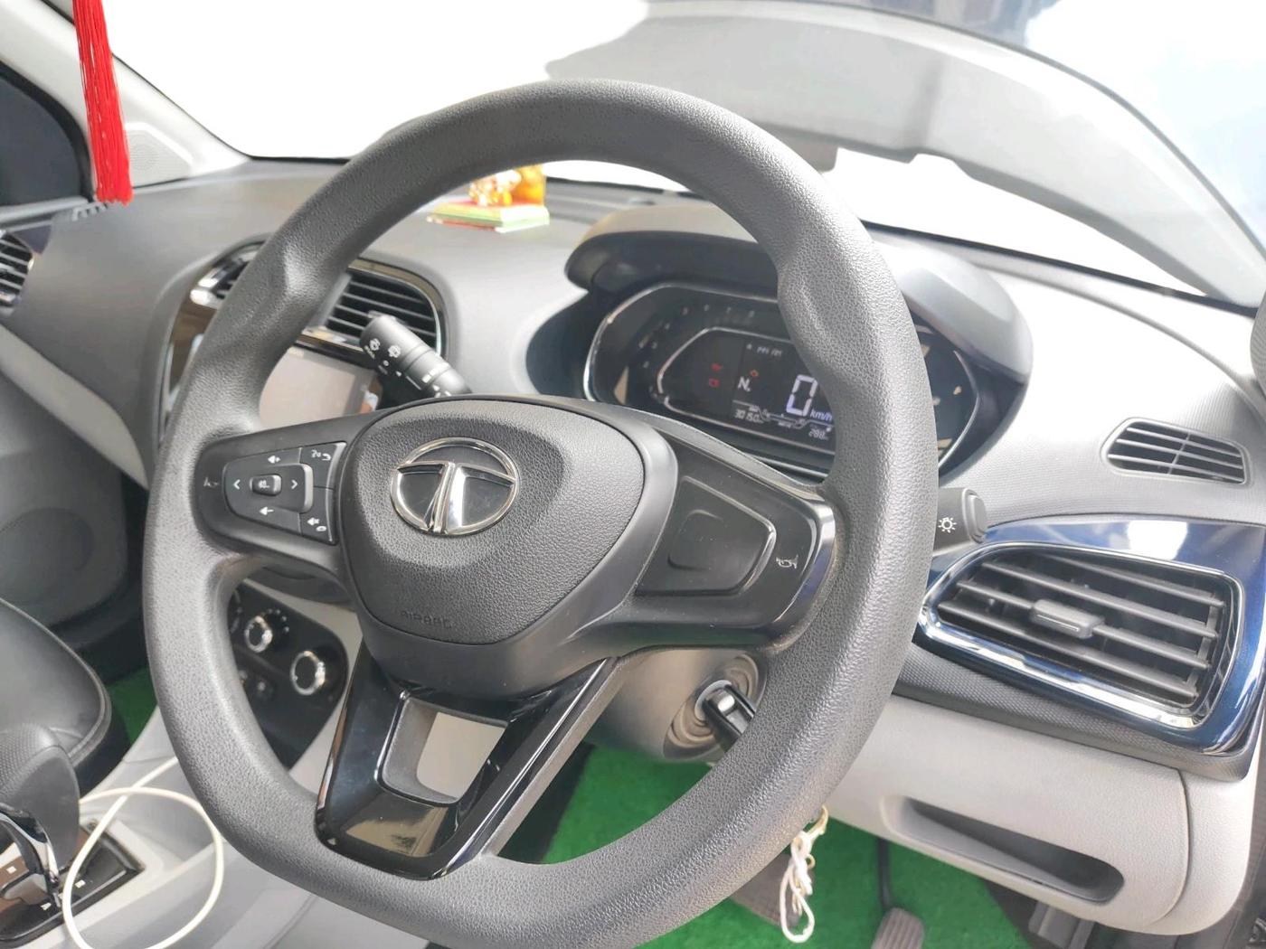 2021 Tata Tiago XZA PETROL, Petrol, Automatic, 30,150 km, interior