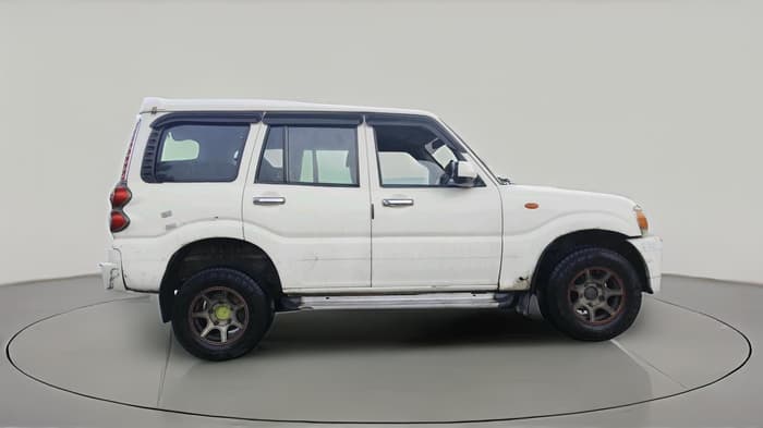 2012 Mahindra Scorpio EX M2DI, Diesel, Manual, 2,54,551 km, exterior
